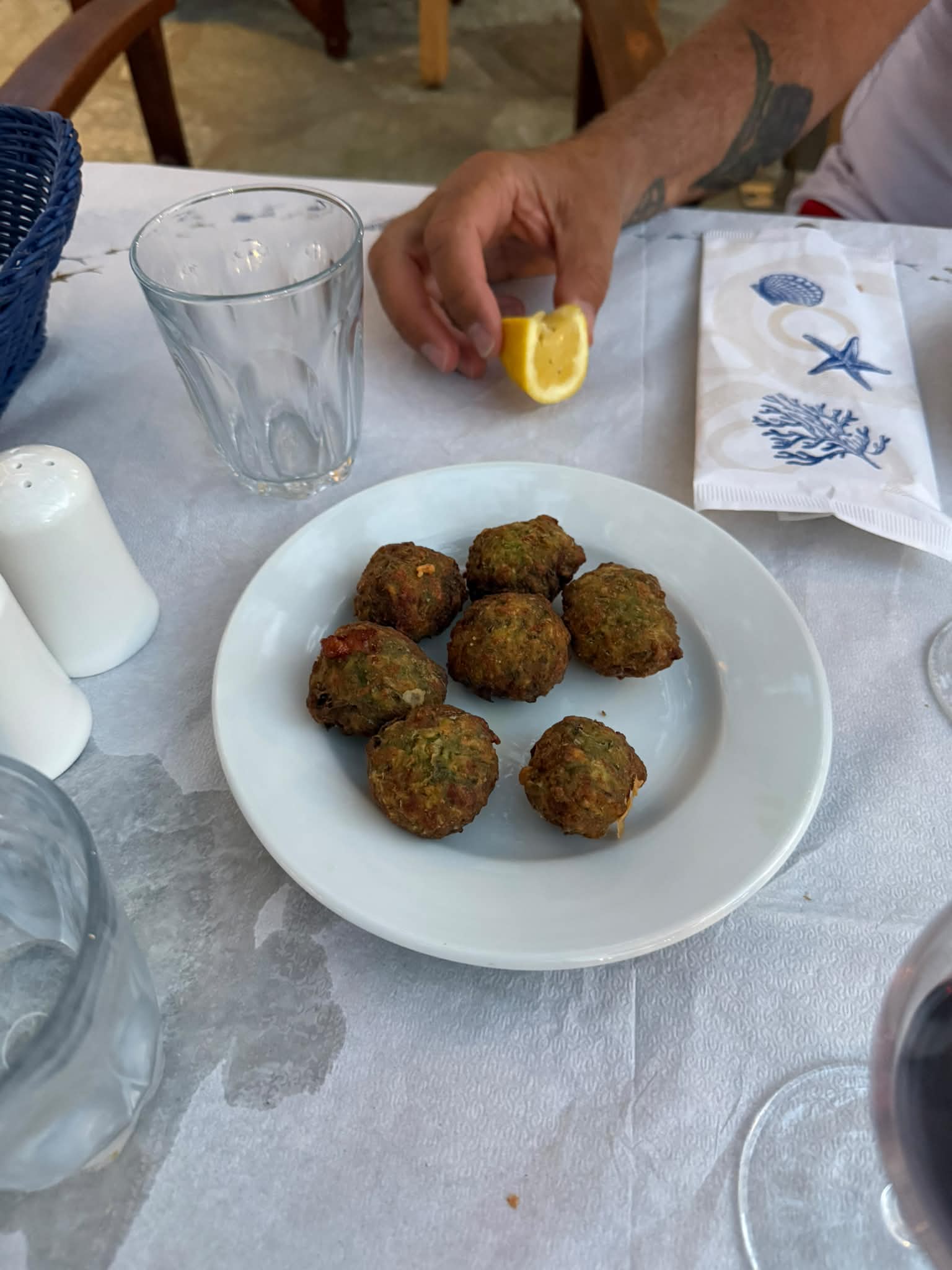 Restaurant Chrisopigi-Lembesis foto 2